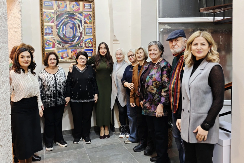 Leyla Əliyeva "YAŞA" Mərkəzində yaşlı nəslin nümayəndələri ilə görüşüb