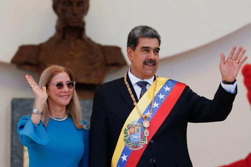 Tramp: Maduro və həyat yoldaşı ələ keçirilərək Venesueladan çıxarılıb