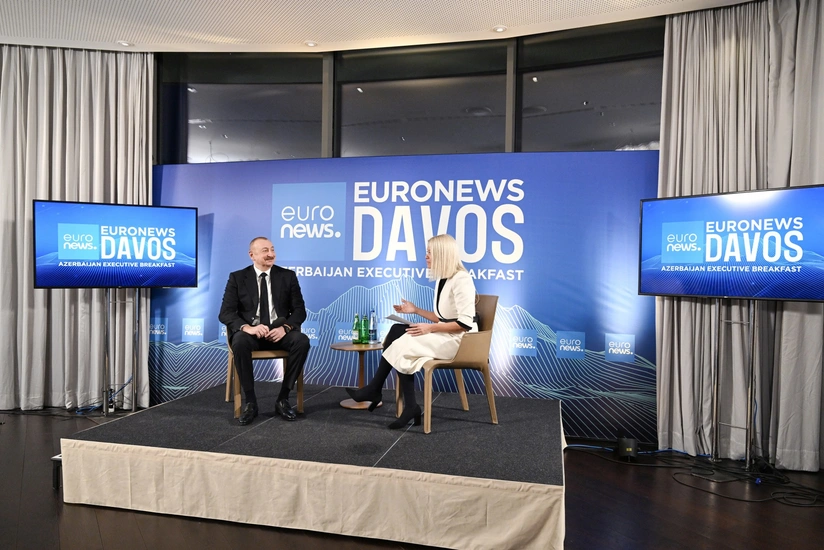 Azərbaycan Prezidenti Davosda "Euronews" televiziyasına müsahibə verib