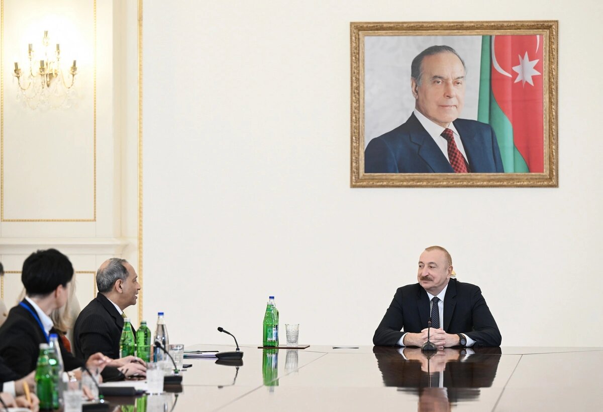 Prezident İlham Əliyev ABŞ Ticarət Palatasının nümayəndə heyətini qəbul edib