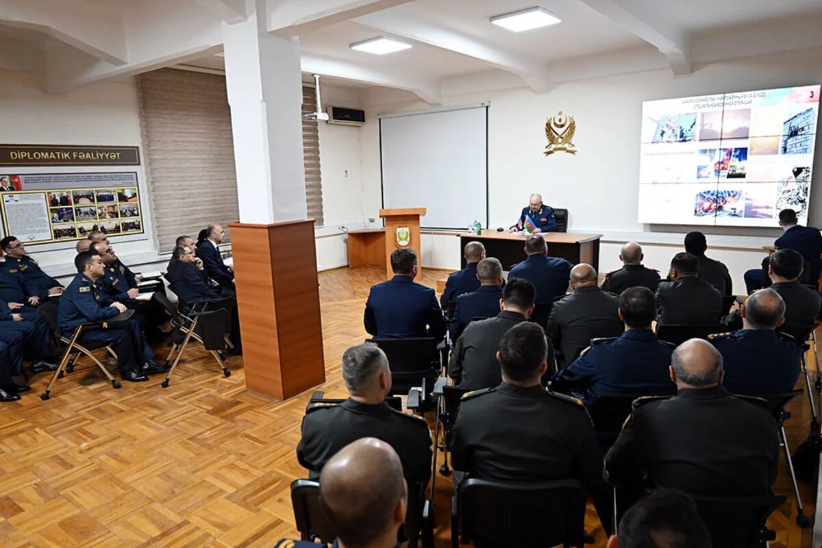 Azərbaycanla Rusiya arasında hərbi əməkdaşlığın cari vəziyyəti müzakirə edilib