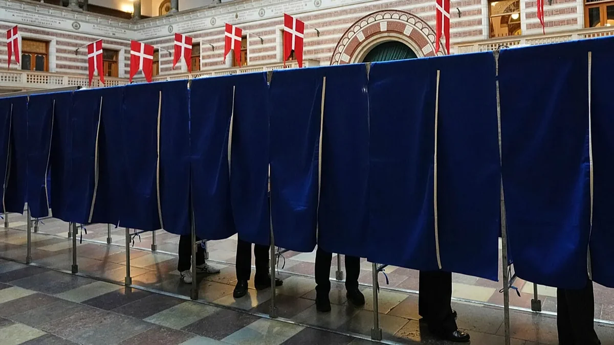 Danimarkada sol mərkəzçi blok parlament seçkilərində az fərqlə qalib gəlib