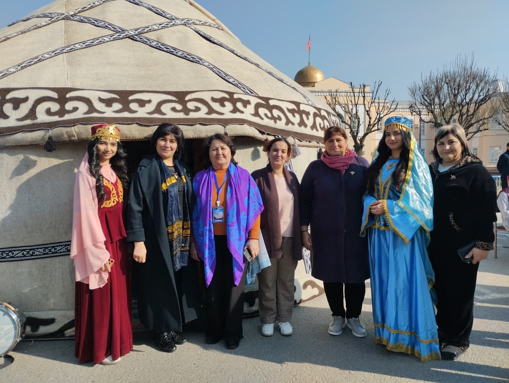 Qırğızıstanda Novruz: Azərbaycanlılar milli irsi nümayiş etdirdi -FOTO