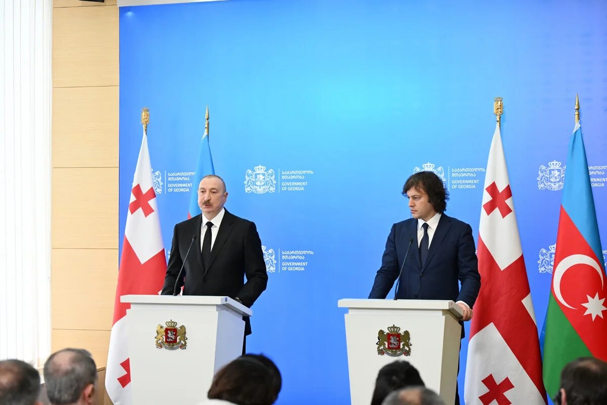 İlham Əliyev: Ermənistanla sülhün gücləndirilməsi üçün sənədlərin imzalanması kifayət deyil