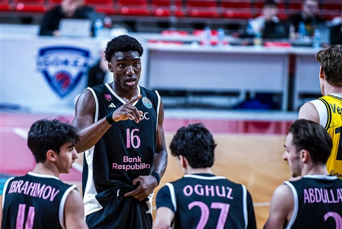 Emmanuel Aqbason: "Çempionlar Liqasında rəmzi "5-liy"ə düşdüyümə görə komanda yoldaşlarıma təşəkkür edirəm"