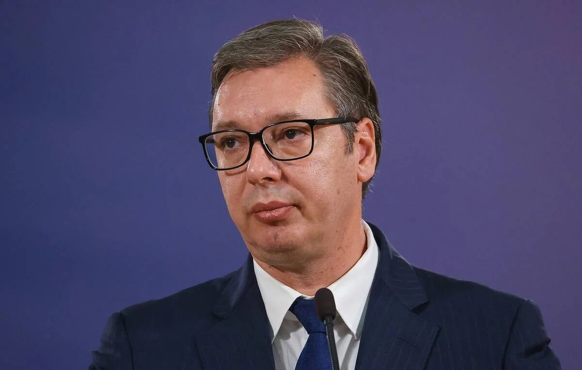 Aleksandar Vuçiç Serbiya ordusunun robotlaşdırılması strategiyasının hazırlanmasını təklif edib
