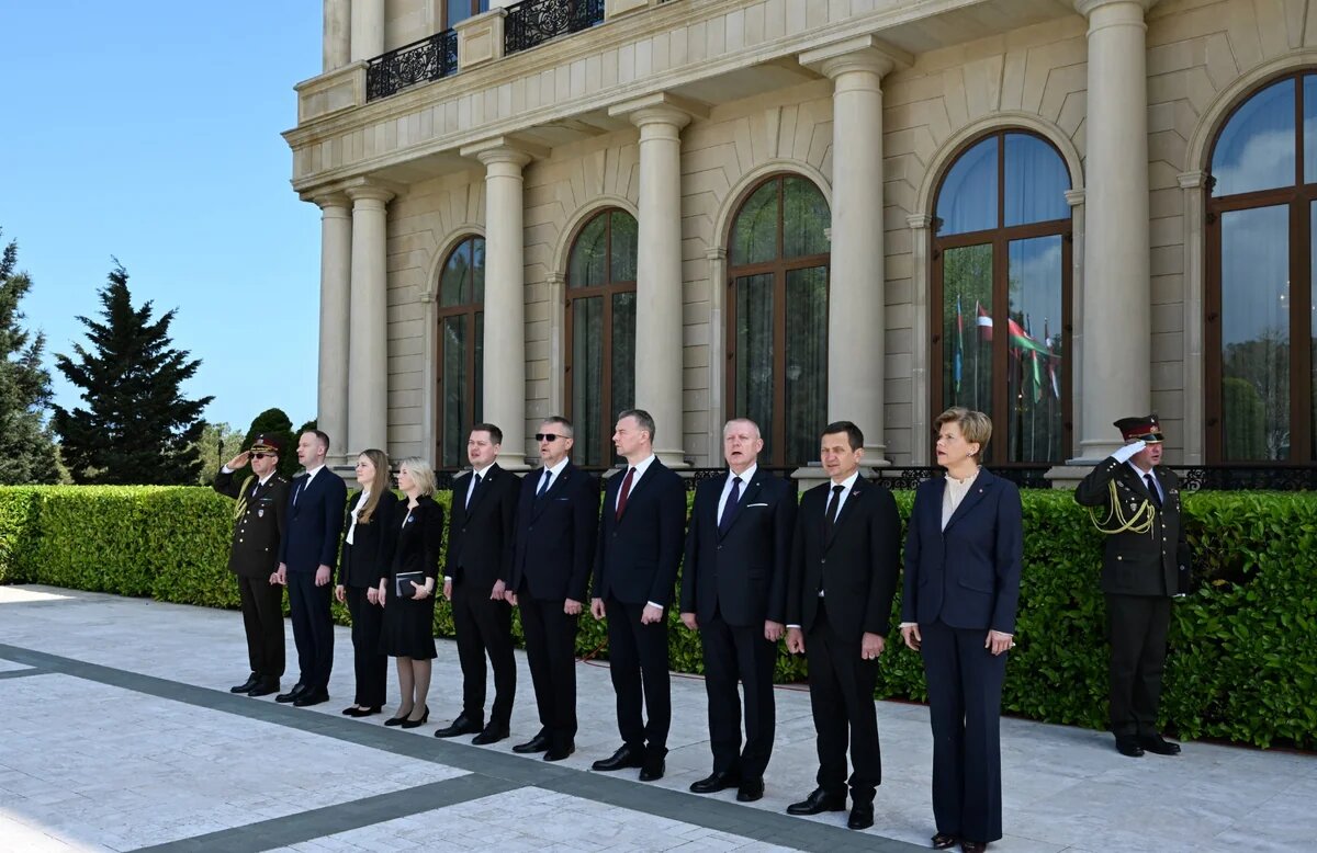 Latviya Prezidentinin rəsmi qarşılanma mərasimi olub