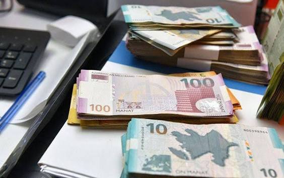 Azərbaycanda büdcə təşkilatlarının maaş ödənişlərində gecikmə yaranıb