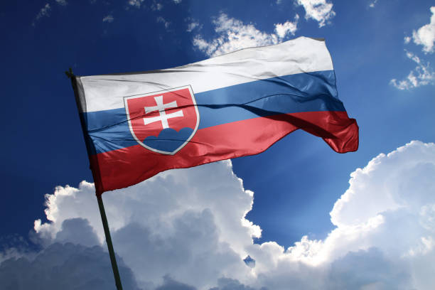 Slovakiya Ukrayna ilə sərhəd keçidlərini müvəqqəti bağlayıb